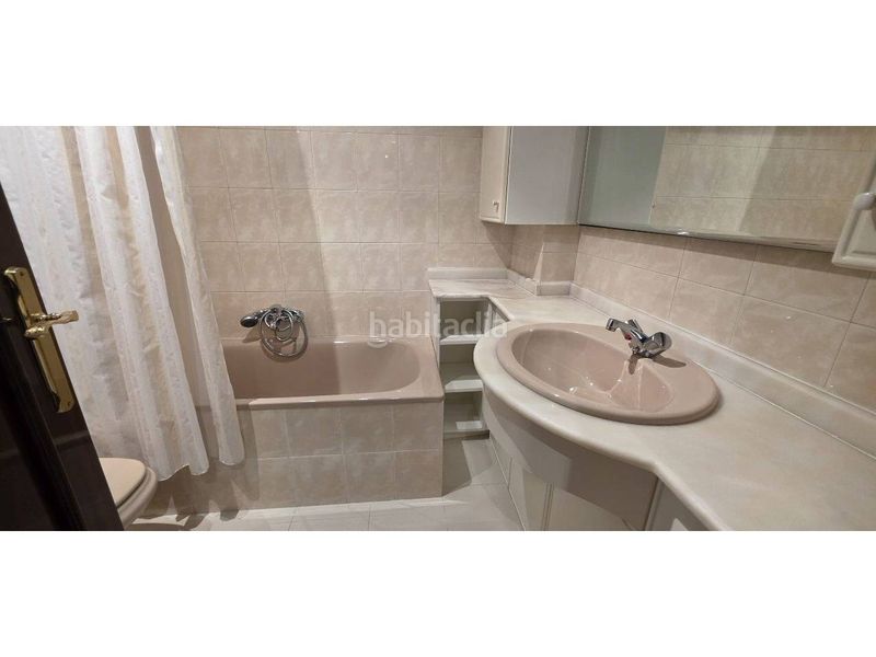 Foto 65b36376-65b4-48bc-a4f7-bcec63f45a97. Rent flat with heating parking pool in Juzgados Logroño