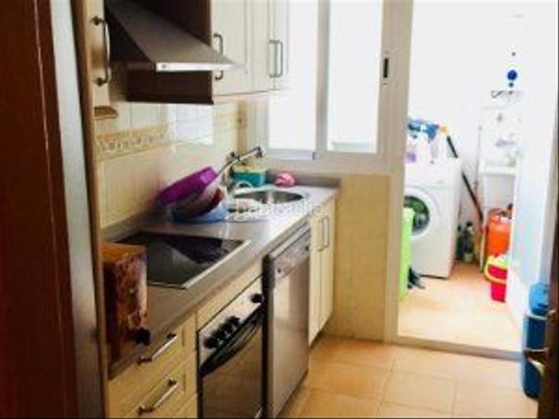 Foto d18a0a91-7a00-4ca8-941d-4de59a699c8b. Piso gran piso en venta !! en Centro Salobreña