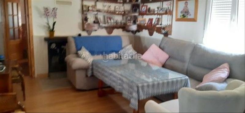 Foto efd51c64-e2a6-4884-b3e4-274d2a3c4c86. Casa en La Zubia Ciudad Zubia (La)