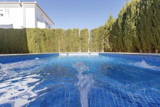 Xalet a Altos de la Zubia. Venta de chalet-casa en cúllar vega, granada