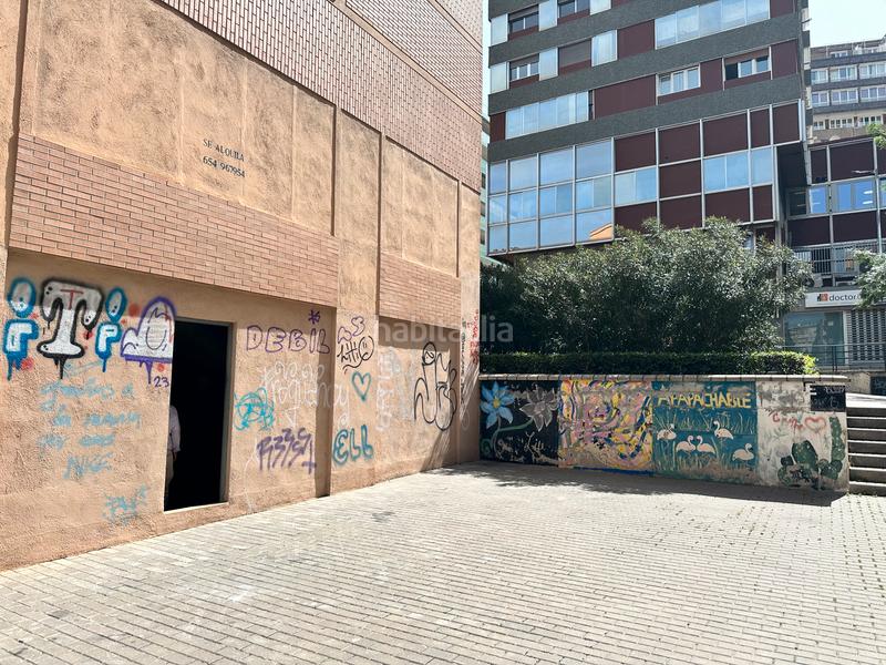 Foto b79ac354-bc5a-4f9c-b95f-f9b641f6163b. Locale commerciale in Plaza de Toros Granada