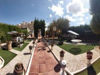 Casa aparellada a Peligros. Gran chalet en venta en caserio de fonseca !! peligros!