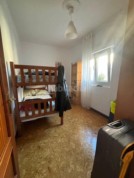 Foto c8ee8560-cd19-4ec3-b90f-24a21f235f7c. Miete etagenwohnung mit heizung in Covadonga - Campuzano - Ciudad Vergel Torrelavega