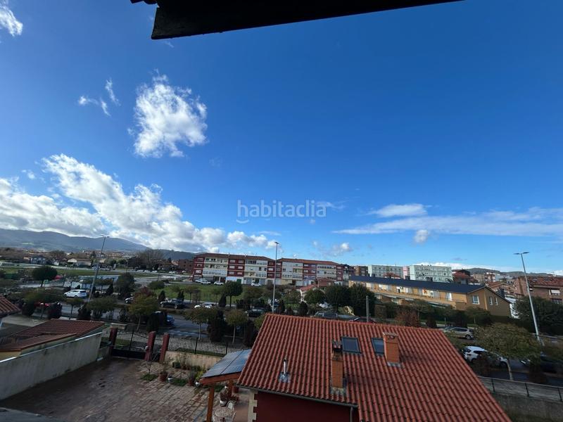 Foto e9070e6a-ea52-4b5f-aa0b-a57866e9145b. Pis amb calefacció aparcament piscina a Sierrapando Torrelavega