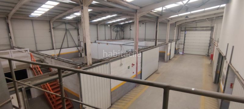Foto 61539187-8294-4cf1-85ab-efe22fad6e42. Alquiler nave industrial en c/ cesar llamazares 2 pl:00 pt:06 parcela e3 /ua-ae 77 2 nave industrial y centro empresarial de 2.650 m con parcela privada de 2.600 m 11.900 mes descripción excepcional nav en Santander