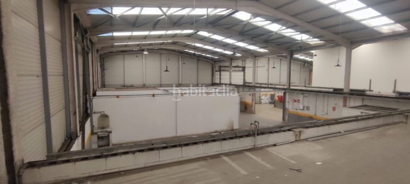 Foto ddc3d2fe-5c8c-463f-b15e-a9d458d356dc. Alquiler nave industrial en c/ cesar llamazares 2 pl:00 pt:06 parcela e3 /ua-ae 77 2 nave industrial y centro empresarial de 2.650 m con parcela privada de 2.600 m 11.900 mes descripción excepcional nav en Santander