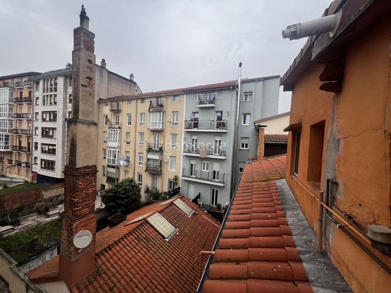 Foto 009bac8b-808c-407d-ba68-acf78f6ee773. Àtic amb calefacció a Centro - Ayuntamiento Santander