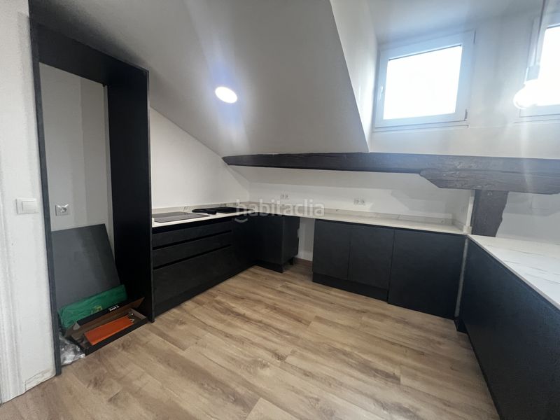 Foto d7cbaa5b-af46-4609-90fc-0da70a6298d5. Àtic amb calefacció a Centro - Ayuntamiento Santander