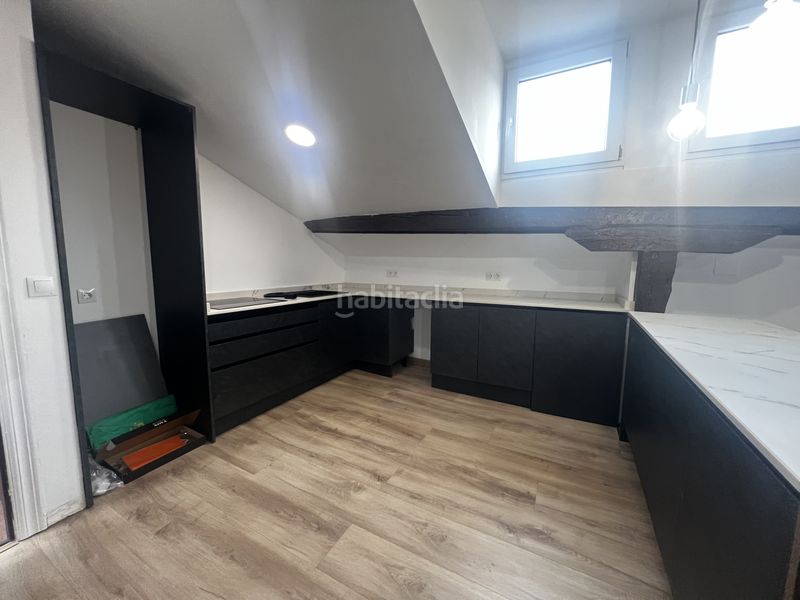 Foto eaaf2f7c-2400-459c-a6ea-7a36e9a1e3d8. Àtic amb calefacció a Centro - Ayuntamiento Santander