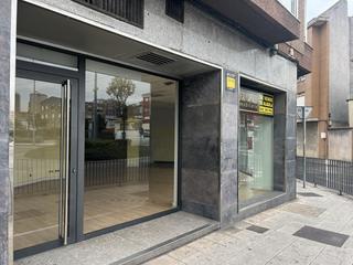 Local Comercial en Alisal - San Román
