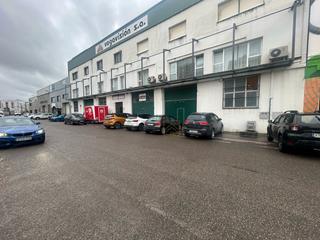 Rent Industrial building  Torrelavega - paseo del niño. Rentas y capitales presenta a continuacion nave industrial en to
