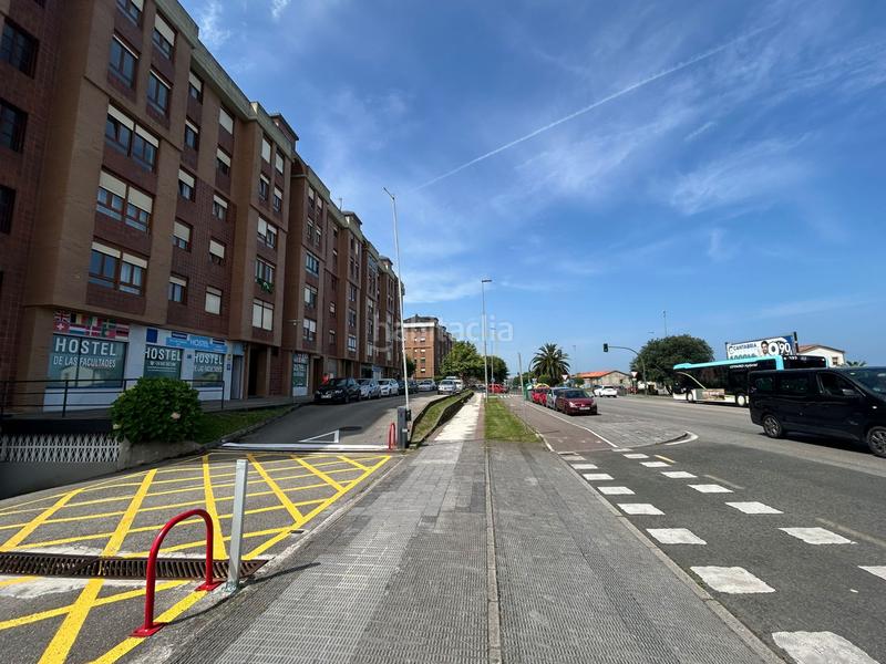 Foto 6d688032-26c7-4220-8be8-60f4787ec6d8. Posto auto in Los Castros Santander
