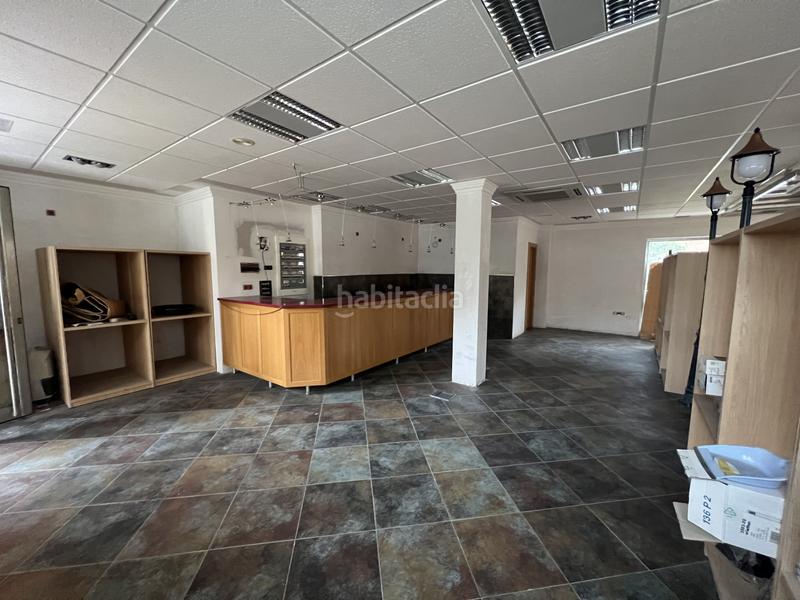 Foto 33d2d400-e2c0-46f6-ac4a-1feab0572656. Local comercial a Covadonga - Campuzano - Ciudad Vergel Torrelavega