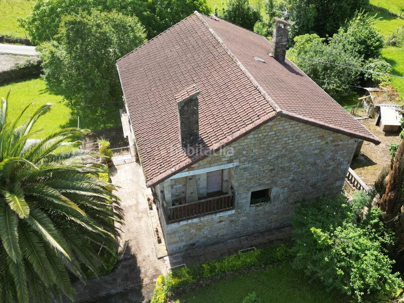 Foto 49290644-c506-41e9-be11-cc6dcce345ac. Casa se presenta una magnífica propiedad en venta, situada en un tranquilo rincón del encantadora escobedo municipio . esta e en Villafufre