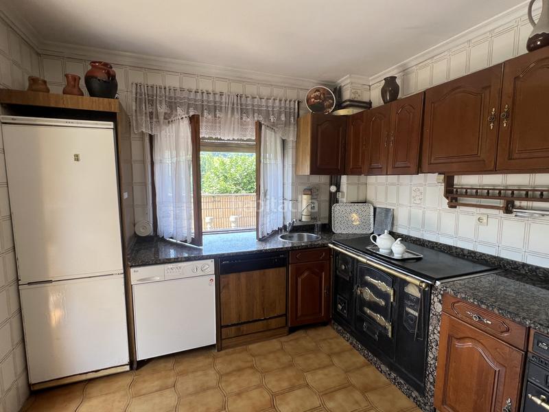 Foto 52e0b13f-ef17-430f-9d4f-ad62d6192ab3. Casa se presenta una magnífica propiedad en venta, situada en un tranquilo rincón del encantadora escobedo municipio . esta e en Villafufre