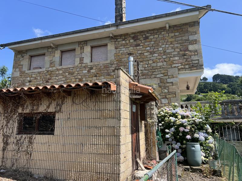Foto 6a494604-9a2b-4279-b915-928cea4c88b4. Casa se presenta una magnífica propiedad en venta, situada en un tranquilo rincón del encantadora escobedo municipio . esta e en Villafufre