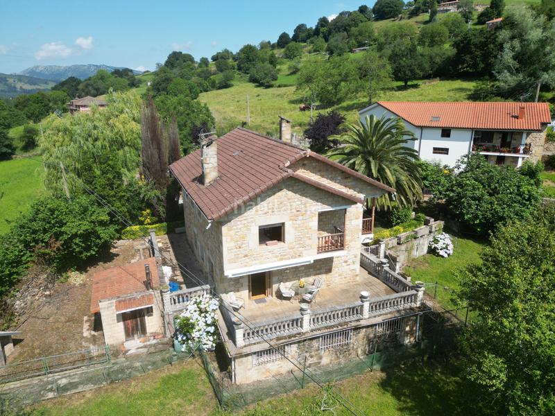 Foto 92f3cdcc-0a64-493c-8faa-6f01eeac111c. Casa se presenta una magnífica propiedad en venta, situada en un tranquilo rincón del encantadora escobedo municipio . esta e en Villafufre