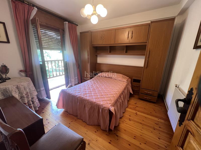 Foto c3f915cf-04ff-4780-8879-a14d6d69a2f1. Casa se presenta una magnífica propiedad en venta, situada en un tranquilo rincón del encantadora escobedo municipio . esta e en Villafufre