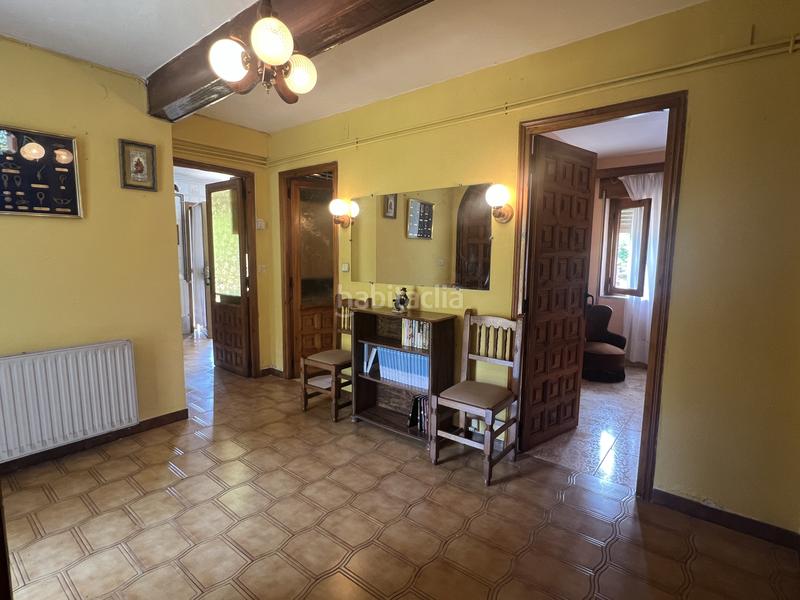 Foto d9da9a5a-04b4-4af2-990c-4497098c72a6. Casa se presenta una magnífica propiedad en venta, situada en un tranquilo rincón del encantadora escobedo municipio . esta e en Villafufre