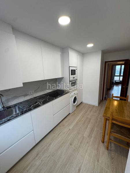 Foto 4cbc5c67-d267-4151-9286-f117bd93bbca. Alquiler piso rentas y capitales presenta a continuacion estupenda vivienda , concretamente en la avenida de Los Castros frente al en Santander