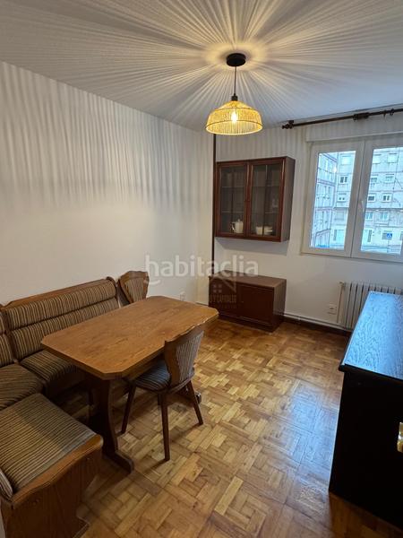 Foto a29d4739-dde9-44e5-b98b-fe86792b5f98. Alquiler piso rentas y capitales presenta a continuacion estupenda vivienda , concretamente en la avenida de Los Castros frente al en Santander