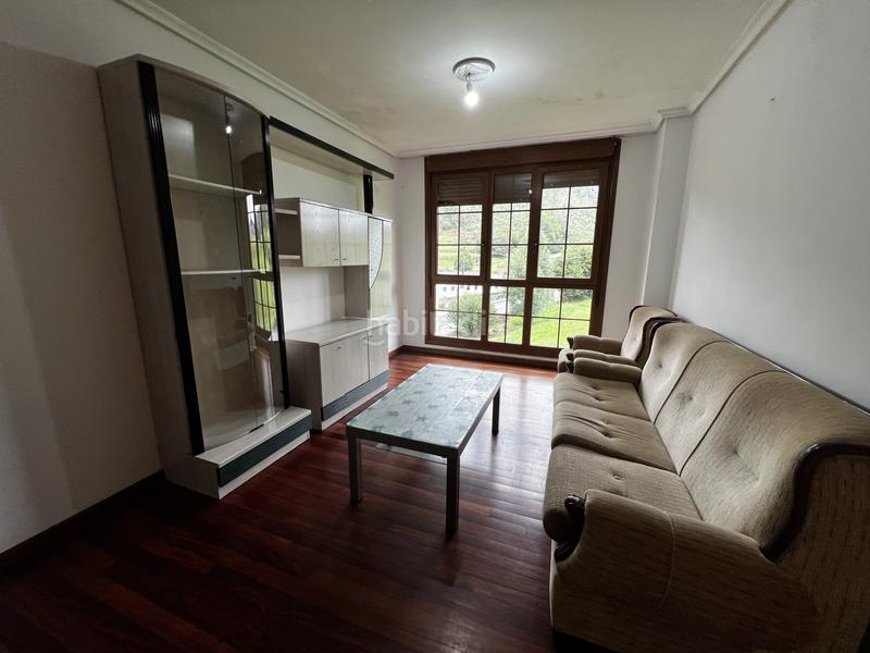 Foto d4d8fa9d-2b56-44a6-b170-484f77ec37b5. Piso se presenta una oportunidad única para adquirir un exclusivo piso en venta situado en la cavada, ideal para quienes valoran la tra en Riotuerto