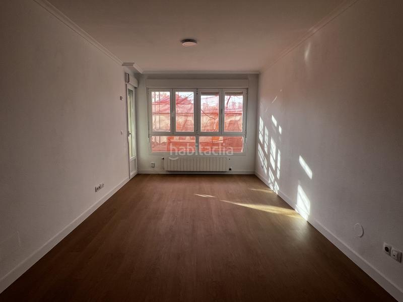 Foto 00e83aea-2d2b-4e0f-864e-fd0a1e32c56e. Piso  reformado en una ubicación excepcional oportunidad única! presentamos un extraordinario piso en venta, una auténtica joya sit en Santander