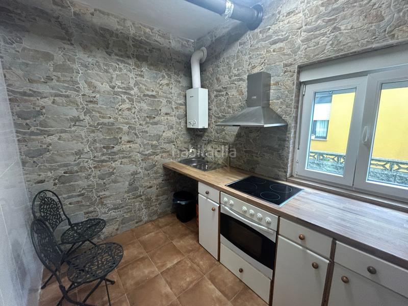 Foto 07ea3cd6-61c3-4481-b2ad-9f7ba1b224e2. Casa amb calefacció a Suances