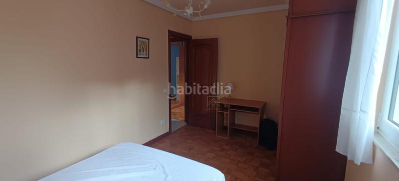 Foto 8dcb4392-2c2a-4ff6-a327-d4e112e664f2. Rent flat with heating in Los Castros Santander