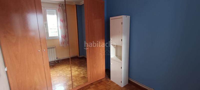 Foto ec6cb6de-a16e-40a6-810a-4a4c8026ff57. Rent flat with heating in Los Castros Santander