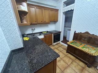 Miete Etagenwohnung  Torrelavega - calle cabuerniga. Solo para empresas  traslados  temporal presentamos a continuaci