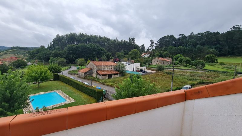 Foto cd93d6d4-a40a-4f1f-8603-743392547706. Àtic amb calefacció aparcament piscina a Castañeda