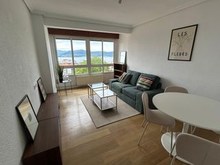 Rent Flat  Santander - francisco palazuelos. Rentas y capitales presenta esta estupenda vivienda en el centro