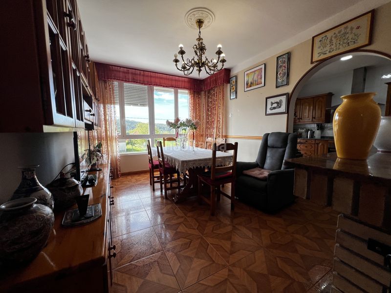 Foto 11bba038-d87e-4720-ac46-52a8c0cf64bf. Casa amb calefacció aparcament a Polanco