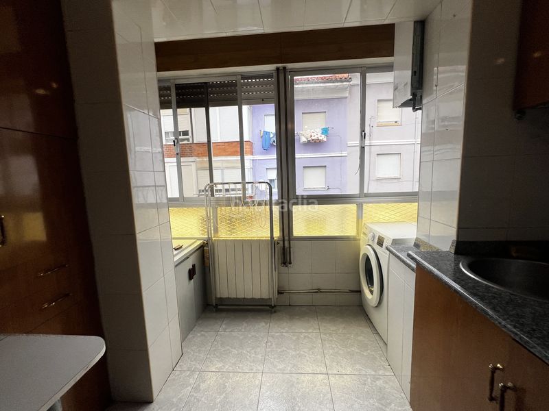 Foto 0ecd5ed5-83eb-4c33-89af-6471409d2024. Pis amb calefacció a Inmobiliaria - Barreda Torrelavega