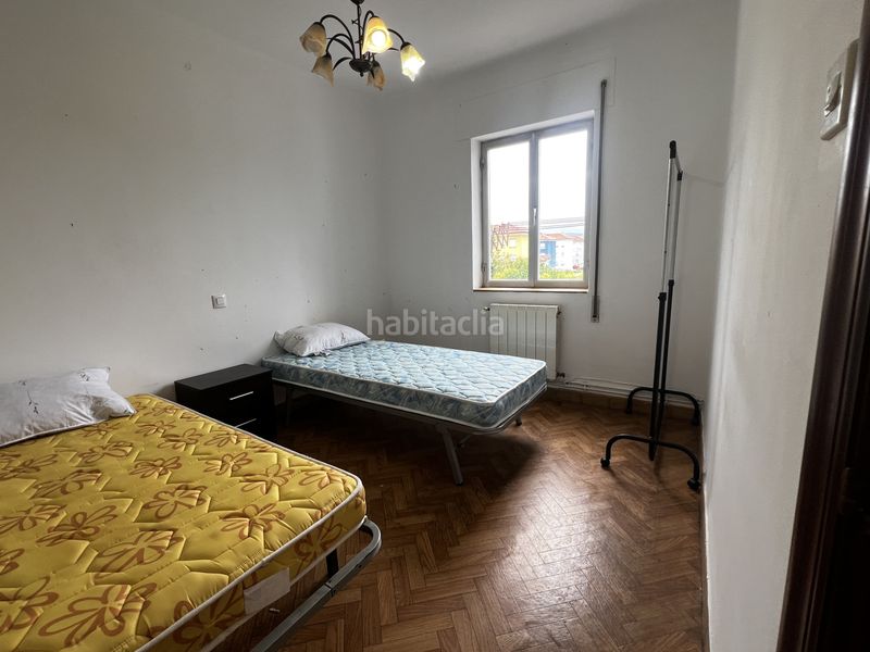 Foto 5d0f69ec-d406-4e26-8e49-057615ecc0f6. Pis amb calefacció a Inmobiliaria - Barreda Torrelavega