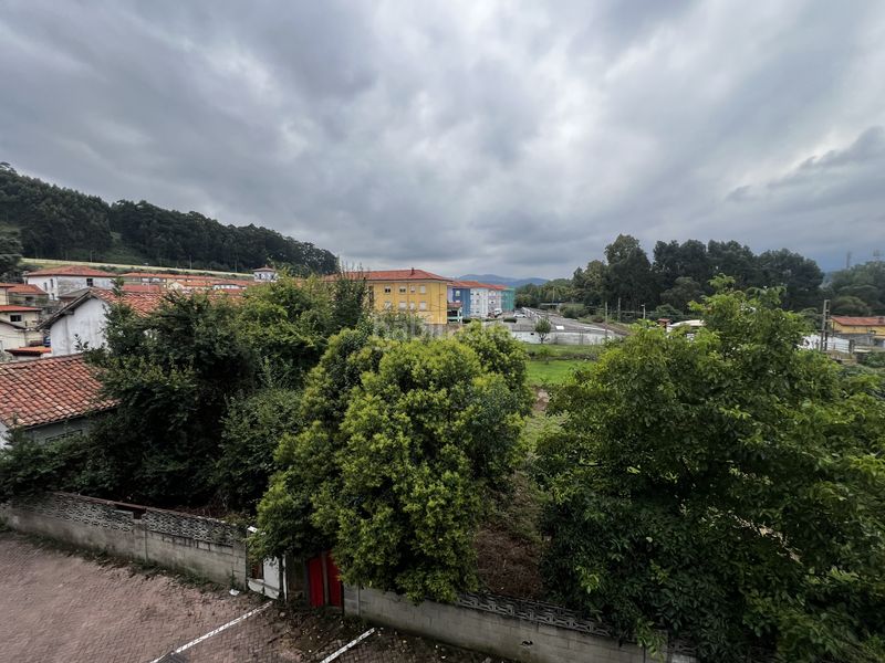 Foto a0ef46bc-c13c-4da8-b60a-83366cf969f4. Pis amb calefacció a Inmobiliaria - Barreda Torrelavega