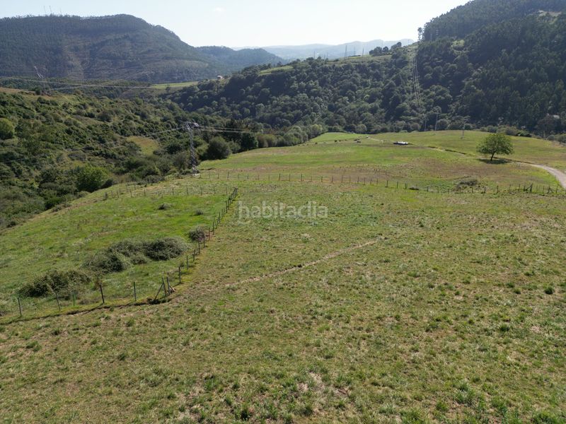 Foto 1c4b8d5d-b831-4ef6-bf12-c6607faec770. Casa amb calefacció aparcament a Valdáliga
