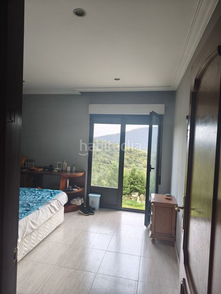 Foto 3757d626-8a77-4c2c-8139-d412e190d54f. Casa amb calefacció aparcament a Valdáliga