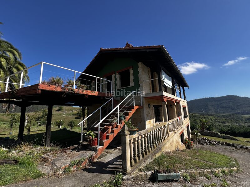 Foto f7d777fe-5a5a-4e1f-a91c-e6930bcaf19d. Casa amb calefacció aparcament a Valdáliga