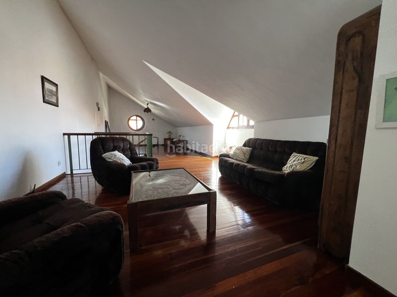 Foto 5741051f-b84b-4198-88c5-bc0fdf367412. Casa adossada amb calefacció aparcament a Polanco