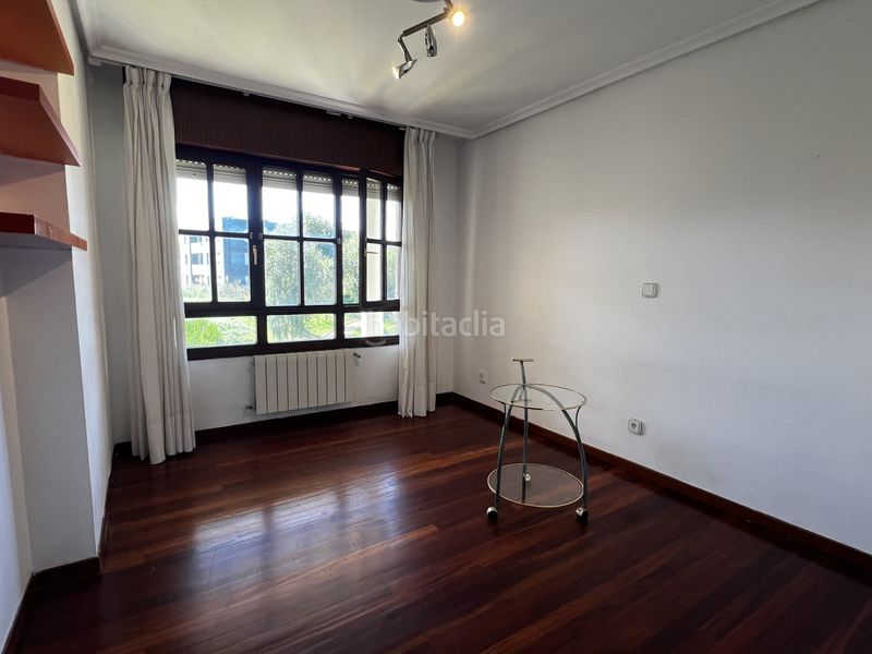 Foto 6a05f455-3953-4fa4-a64d-8591fdbfa664. Casa adossada amb calefacció aparcament a Polanco