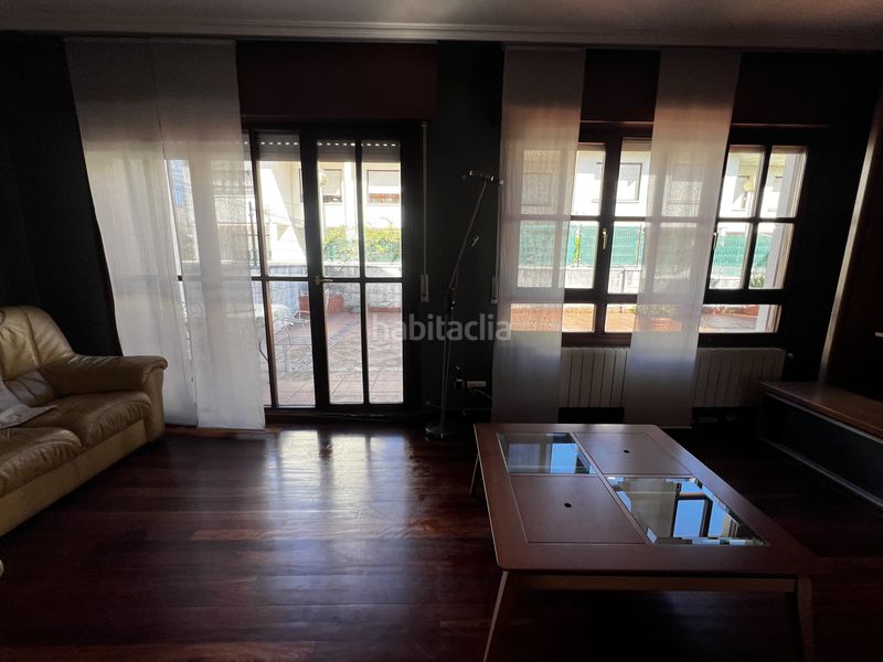 Foto 7ccf75d8-70dd-431d-ba6c-12f3ef45d077. Casa adossada amb calefacció aparcament a Polanco