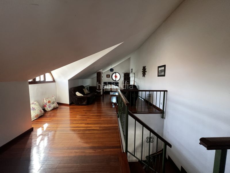 Foto 990f0c6c-a656-43b5-8165-3529f9c09b32. Casa adossada amb calefacció aparcament a Polanco
