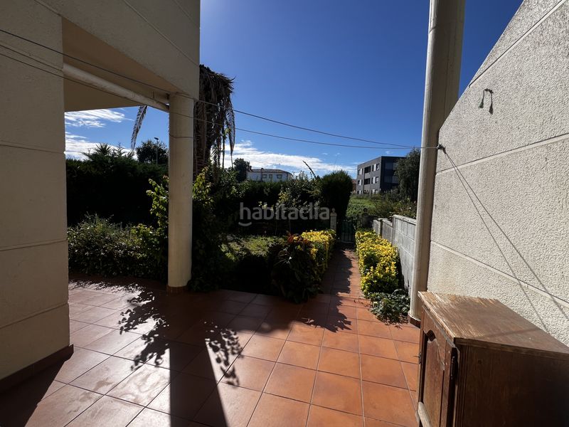 Foto b0600477-e0d5-40b6-ae3f-9512c00d1cb3. Casa adossada amb calefacció aparcament a Polanco