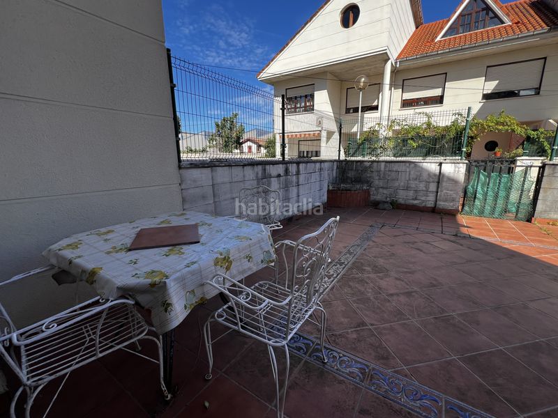 Foto cca03301-2138-4dc2-9ed2-e1b554d07680. Casa adossada amb calefacció aparcament a Polanco