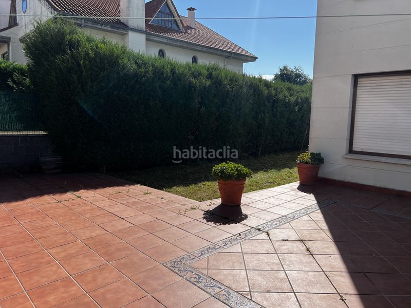 Foto dd24a810-b72f-4623-856a-417f7e0b8b7b. Casa adossada amb calefacció aparcament a Polanco