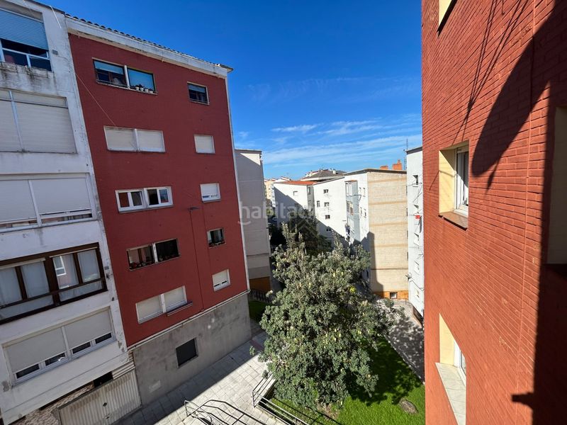 Foto 22e55ed2-b27c-4629-b4cb-84c4a39ac8b2. Alquiler piso vivienda en pinares en Los Castros Santander