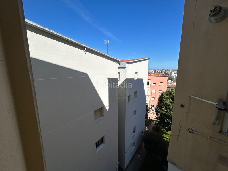 Foto 54d1e0c9-411c-452f-bb83-436d5928f78c. Alquiler piso vivienda en pinares en Los Castros Santander
