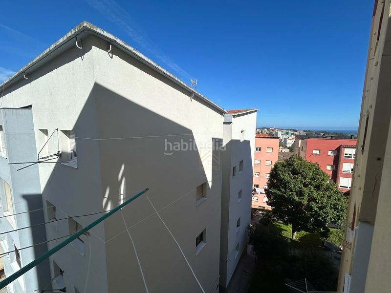 Foto 6bb71e21-6137-45ba-b401-96399b0fc7db. Alquiler piso vivienda en pinares en Los Castros Santander